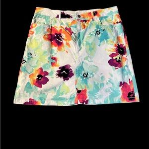 Size 12 Croft & Barrow Floral Skort